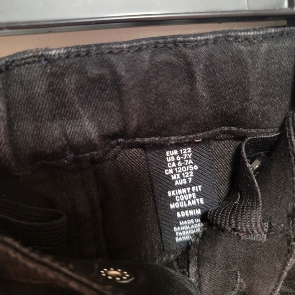H&M Black Skinny Fit Jeans Boy's Size 6-7 Yrs - Picture 3 of 4